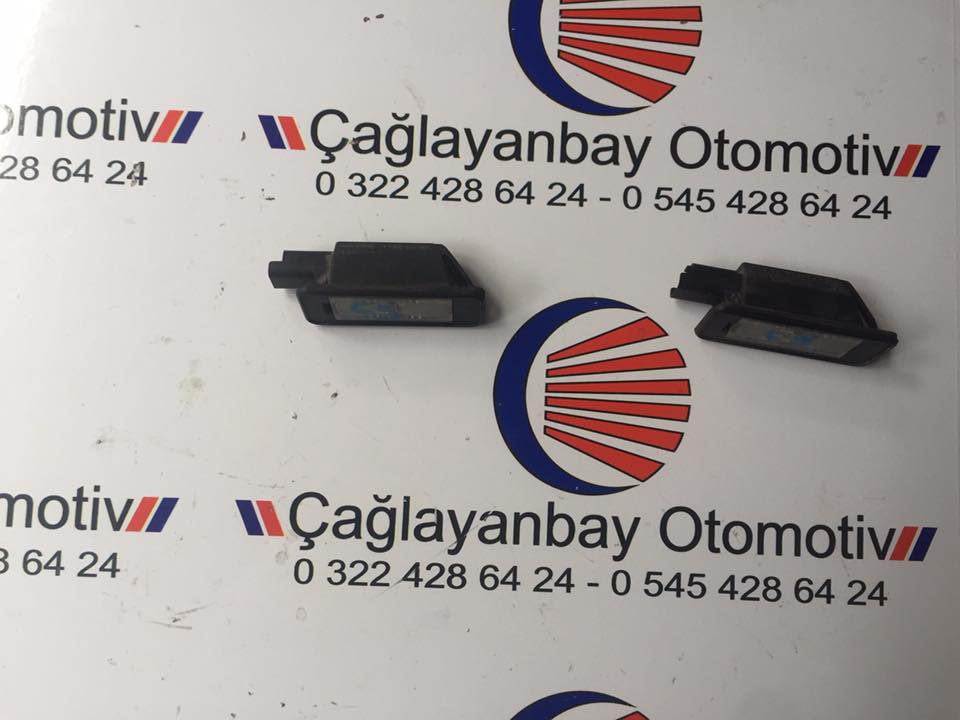 Citroen C5 arka plaka aydınlatma lambası